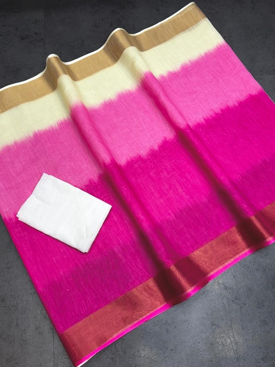 Linen Saree with Gold Jari 5×5 Border & Digital Print – The Fabrizo Saree Linen Saree with Gold Jari 5×5 Border & Digital Print - Image 2